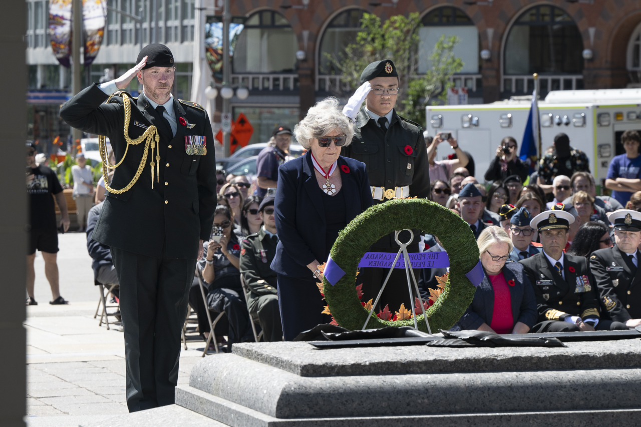 Governor General placing a wreath at the National War Memorial